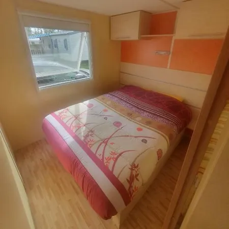 Mobilhome 6 Personnes Kamp alanı *