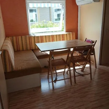 Mobilhome 6 Personnes Kamp alanı Angles (Vendee)
